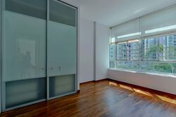 The Lakeshore (D22), Condominium #559205661